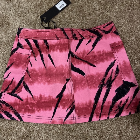 Siren Skirt - Picture 3 of 4